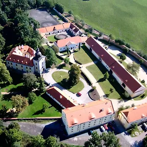 Pytloun Chateau Ctěnice Praha