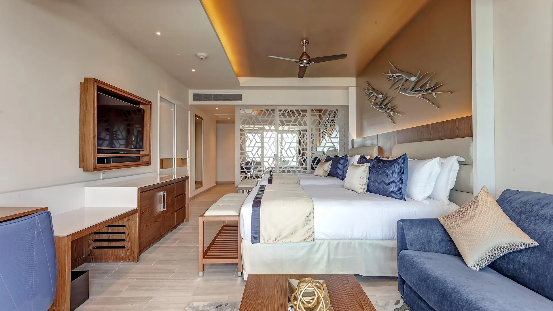 *****  Royalton Chic Cancun, An Autograph Collection All-Inclusive Resort - Adults Only Mexikó